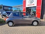 Toyota Yaris 1.0 VVT-i Now AIRCO BESTUURDERS STOEL IN HOOGTE DEALER ONDERHOUDEN