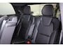 Volvo XC90 T8 Recharge AWD R-Design - IntelliSafe Assist & Surround - 360º Camera - Harman/Kardon audio - Adaptieve LED koplampen - Verwarmde voorstoelen & stuur - Parkeersensoren voor & achter - Elektr. bedienb. voorstoelen met geheugen - Draadloze tel. lader - Extra getint glas - Inklapbare trekhaak - 20' LMV