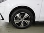 Mercedes-Benz eVito eVito 119 L2 90 kWh | Actieradius > 400km | MultiBeam LED | Navigatie | Achteruitrijcamera | Stoelverwarming | 2 zits |