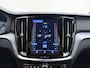 Volvo V60 2.0 B3 Core Adaptieve Cruise Control | Achteruitrijcamera | Lichtmetaal 17"