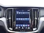 Volvo V60 2.0 B3 Core Adaptieve Cruise Control | Achteruitrijcamera | Lichtmetaal 17"