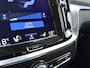Volvo V60 2.0 B3 Core Adaptieve Cruise Control | Achteruitrijcamera | Lichtmetaal 17"