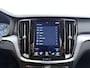 Volvo V60 2.0 B3 Core Adaptieve Cruise Control | Achteruitrijcamera | Lichtmetaal 17"