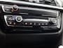 BMW 3-Serie Touring 320i Executive Automaat | Cruise Control | Stoelverwarming | Navigatie | Parkeersensoren achter