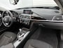 BMW 3-Serie Touring 320i Executive Automaat | Cruise Control | Stoelverwarming | Navigatie | Parkeersensoren achter