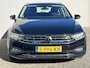 Volkswagen Passat Variant 1.5 TSI Business / NL auto / 1.600 kg trekgewicht / Navigatie / Adaptieve CC / Apple Carplay Android / ErgoComfort bestuurdersstoel / Climate control / All Season banden /