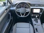 Volkswagen Passat Variant 1.5 TSI Business / NL auto / 1.600 kg trekgewicht / Navigatie / Adaptieve CC / Apple Carplay Android / ErgoComfort bestuurdersstoel / Climate control / All Season banden /