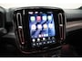 Volvo XC40 Recharge P8 AWD R DesIgn [ Trekhaak Harman/Kardon Stoel-en stuurverwarming ]