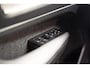 Volvo XC40 Recharge P8 AWD R DesIgn [ Trekhaak Harman/Kardon Stoel-en stuurverwarming ]