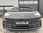 Volkswagen ID.3 First Max 58 kWh ✓SOH 92.1% ✓Panoramadak ✓Matrix LED ✓Full LED ✓Stuur- Stoelverwarming ✓Sfeerverlichting ✓Navigatie ✓Camera ✓Lichtmetaal 20" ✓Parkeersensoren
