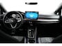Volkswagen Golf 1.5 eTSI 150 pk R-Line | Panoramadak | 360 Camera | Matrix LED |