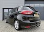 Ford C-Max 1.0 Titanium ✓Distributieketting ✓Bi-Xenon ✓Navigatie ✓Camera ✓Apple Carplay & Android Auto ✓Stuur- Stoelverwarming ✓Cruise ✓Climate ✓Keyless ✓Lichtmetaal 17” ✓Trekhaak