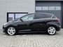 Ford C-Max 1.0 Titanium ✓Distributieketting ✓Bi-Xenon ✓Navigatie ✓Camera ✓Apple Carplay & Android Auto ✓Stuur- Stoelverwarming ✓Cruise ✓Climate ✓Keyless ✓Lichtmetaal 17” ✓Trekhaak