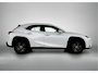Lexus UX 250h Business Line | Navigatie | Stoel+stuurverwarming | Cruise Control Adaptive | Achteruitrijcamera | Bluetooth | Parkeersensoren voor |