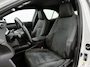 Lexus UX 250h Business Line | Navigatie | Stoel+stuurverwarming | Cruise Control Adaptive | Achteruitrijcamera | Bluetooth | Parkeersensoren voor |