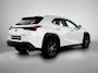 Lexus UX 250h Business Line | Navigatie | Stoel+stuurverwarming | Cruise Control Adaptive | Achteruitrijcamera | Bluetooth | Parkeersensoren voor |