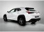 Lexus UX 250h Business Line | Navigatie | Stoel+stuurverwarming | Cruise Control Adaptive | Achteruitrijcamera | Bluetooth | Parkeersensoren voor |