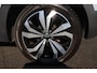 Volkswagen T-Cross 1.0 TSI Style | Virtual | CarPlay | Camera | ACC | Stoelverwarming | Led | PDC V+A