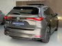 Mazda CX-60 2.5 e-SkyActiv PHEV Homura Plus 328 PK Nieuw / Panorama dak / Navigatie full map / Lederen interieur / Bose / Full