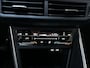 Volkswagen Taigo 1.0 TSI Life Parkeersensoren Climate Control Navigatie DAB+ App-Connect