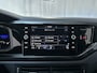 Volkswagen Taigo 1.0 TSI Life Parkeersensoren Climate Control Navigatie DAB+ App-Connect