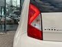 SEAT Mii 1.0 Mii by Mango | NED AUTO | UNIEKE KM STAND | UNIEKE UITVOERING | IN NIEUW STAAT | BY MANGO | ALCANTARA | LEER | PARKEERSENSOREN V+A | 15 INCH LMV | CRUISE CONTROL |