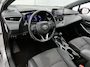 Toyota Corolla Touring Sports 2.0 Hybrid Style | Panoramadak | JBL | Trekhaak | Elektrische achterklep | Parkeersensoren voor+achter | Draadloze telefoonlader | Stoelverwarming |