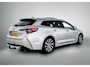 Toyota Corolla Touring Sports 2.0 Hybrid Style | Panoramadak | JBL | Trekhaak | Elektrische achterklep | Parkeersensoren voor+achter | Draadloze telefoonlader | Stoelverwarming |