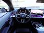 BMW 5-Serie Touring 550e xDrive M Sport Pro Pano.Dak Merino Leder Harman/Kardon Head-Up Stoelventilatie Driv.Ass.Pro 360 Camera Ada Led 20"LM Velgen