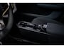 Volvo EX30 Cross Country P5 Long Range Plus Europa 69 kWh | Getint Glas | Harman/Kardon | Power Seats | Stoel & Stuurverwarming | 19" | Digital Key |