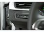 Renault Captur 1.6 E-Tech Hybrid 145 Intens | Trekhaak | Camera | Stoelverwarming | Navigatie