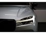 Volvo XC60 2.0 B5 Mild Hybrid Momentum Exclusive LED/VIRTUAL/PANO/STUUR+S.VERWARMING/19" LMV/360 CAM/CRUISE/ECC/12 MND GARANTIE!