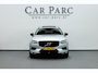 Volvo XC60 2.0 B5 Mild Hybrid Momentum Exclusive LED/VIRTUAL/PANO/STUUR+S.VERWARMING/19" LMV/360 CAM/CRUISE/ECC/12 MND GARANTIE!