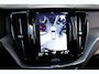 Volvo XC60 2.0 B5 Mild Hybrid Momentum Exclusive LED/VIRTUAL/PANO/STUUR+S.VERWARMING/19" LMV/360 CAM/CRUISE/ECC/12 MND GARANTIE!