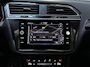 Volkswagen Tiguan 1.5 TSI 150pk DSG Elegance Panoramadak Alcantara Stoelverwarming Camera