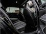 Volkswagen Golf 1.5 eTSI R-Line Business PANO CAMERA 18 INCH BLACK OPTIC IQ LIGHT