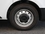 Renault Trafic 2.0 dCi 110pk T30 L2H1 Comfort | Parkeersensoren | Laadruimtebetimmering | Vierseizoensbanden | Navigatie |