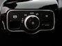 Mercedes-Benz A-klasse 200 Automaat AMG Line Navigatie Climate Control Camera Virtual Cockpit Led Stoelverwarming Cruise control Parkeersensoren
