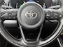 Toyota Yaris 1.5 Hybrid 115 Dynamic Comfort Pack | BTW voertuig | Dealer onderhouden | Stoel+stuurverwarming | Dodehoek detectie | Stoel+stuurverwarming | Parkeersensoren voor+achter | Draadloze telefoonlader | Navigatie | Apple CarPlay/And