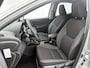 Toyota Yaris 1.5 Hybrid 115 Dynamic Comfort Pack | BTW voertuig | Dealer onderhouden | Stoel+stuurverwarming | Dodehoek detectie | Stoel+stuurverwarming | Parkeersensoren voor+achter | Draadloze telefoonlader | Navigatie | Apple CarPlay/And