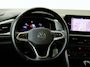 Volkswagen T-Roc 1.0 TSI Life Business | Achteruitrijcamera | Adaptieve cruise control | Lane assist | Digital cockpit Pro | Parkeerassistent | Stoelverwarming | Navigatie |