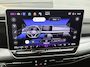 Volkswagen Golf 1.5 eHybrid Style Edition 204 PK | Panoramadak | Trekhaak | Elektrisch verstelbare bestuurdersstoel met geheugen | Adaptive Cruise Control | Apple Carplay & Android Auto |
