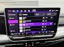 Volkswagen Golf 1.5 eHybrid Style Edition 204 PK | Panoramadak | Trekhaak | Elektrisch verstelbare bestuurdersstoel met geheugen | Adaptive Cruise Control | Apple Carplay & Android Auto |