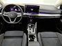 Volkswagen Golf 1.5 eHybrid Style Edition 204 PK | Panoramadak | Trekhaak | Elektrisch verstelbare bestuurdersstoel met geheugen | Adaptive Cruise Control | Apple Carplay & Android Auto |