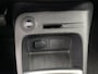 Renault Captur 0.9 TCe Intens / Apple Carplay / Trekhaak / Achteruitrijcamera / Parkeer Sensoren voor en achter / Climate control / Cruise control / Stoelverwarming