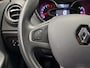 Renault Captur 0.9 TCe Intens / Apple Carplay / Trekhaak / Achteruitrijcamera / Parkeer Sensoren voor en achter / Climate control / Cruise control / Stoelverwarming