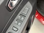 Renault Captur 0.9 TCe Intens / Apple Carplay / Trekhaak / Achteruitrijcamera / Parkeer Sensoren voor en achter / Climate control / Cruise control / Stoelverwarming
