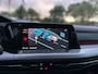 Volkswagen Golf 2.0 TDI Life | DSG | Climate | NAVI | Sfeerverlichting | Adaptieve Cruise | Carplay | 1e eig | Dealer onderhouden