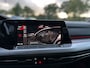 Volkswagen Golf 2.0 TDI Life | DSG | Climate | NAVI | Sfeerverlichting | Adaptieve Cruise | Carplay | 1e eig | Dealer onderhouden