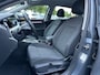 Volkswagen Golf 2.0 TDI Life | DSG | Climate | NAVI | Sfeerverlichting | Adaptieve Cruise | Carplay | 1e eig | Dealer onderhouden